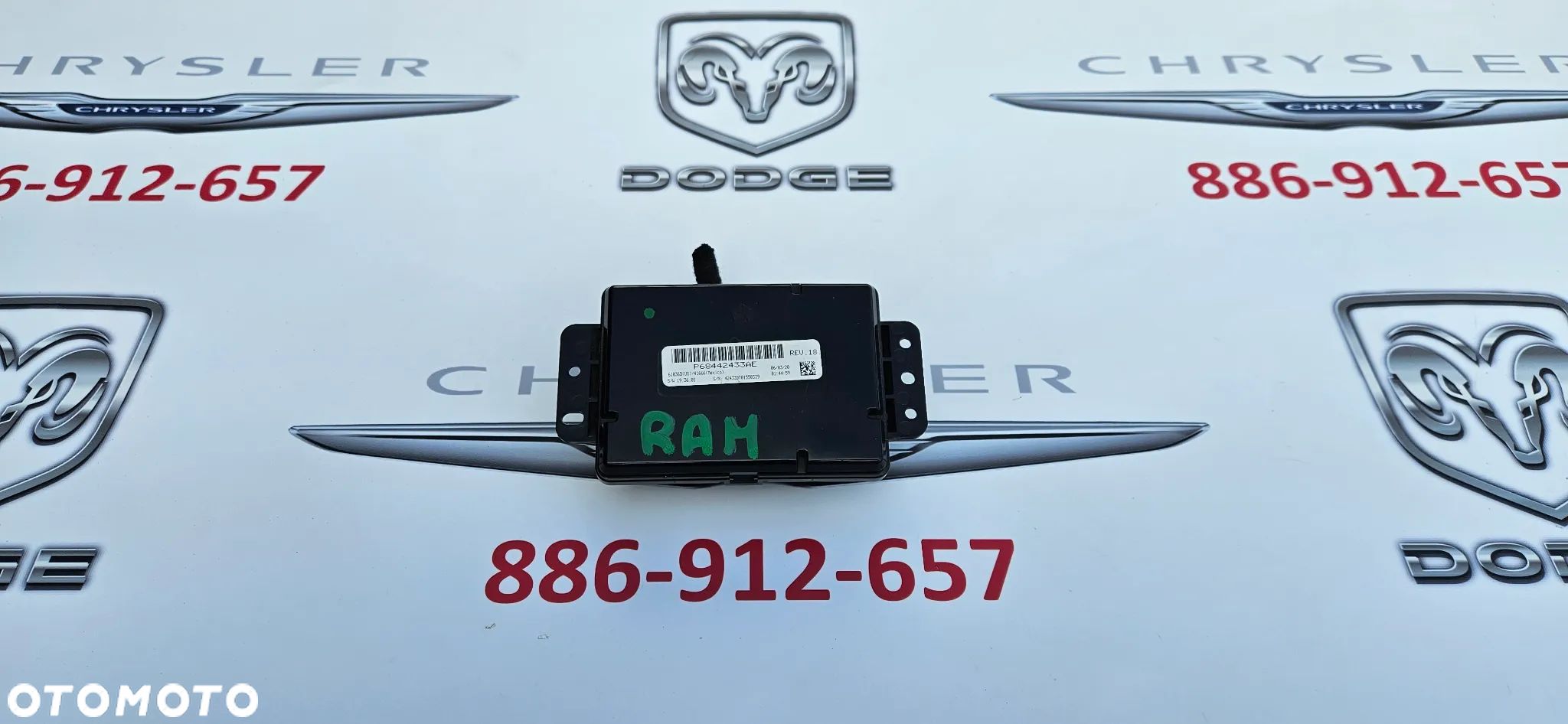 RAM 1500 V 5 2019- Sterownik klimatyzacji Moduł klimy AC Sterownik nawiewu P68442433AE - 1