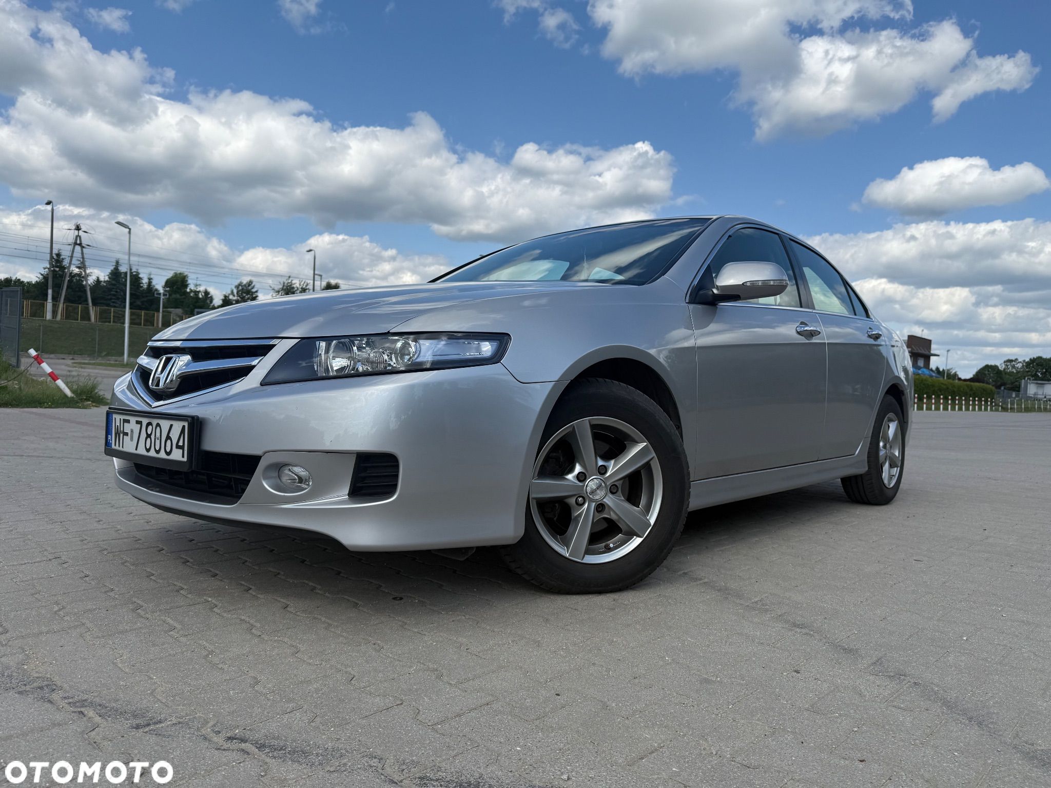 Honda Accord 2.0 Comfort - 1