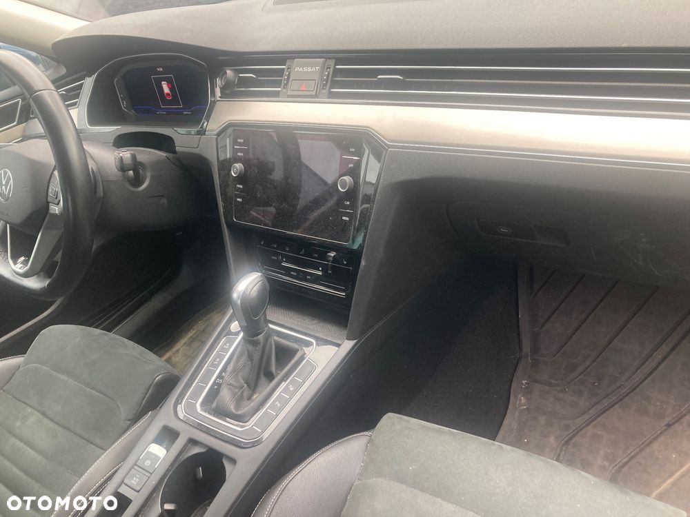 Volkswagen Passat 2.0 TSI Elegance DSG - 7