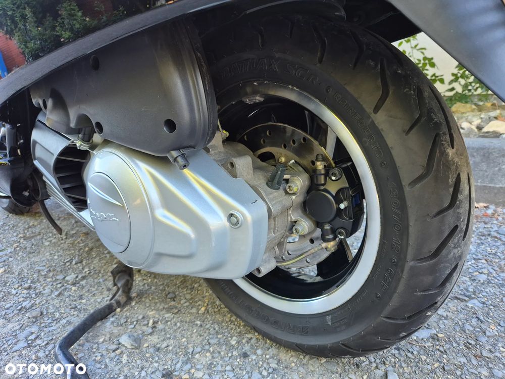 Vespa GTS - 19