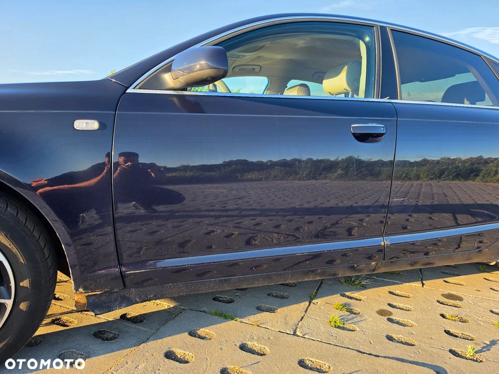 Audi A6 Limousine 2.4 - 7