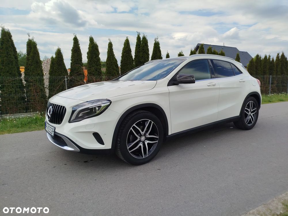 Mercedes-Benz GLA - 3