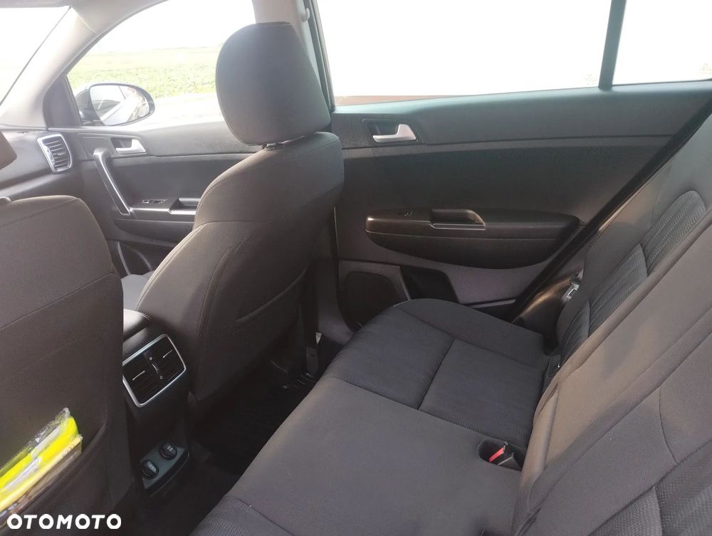 Kia Sportage - 10