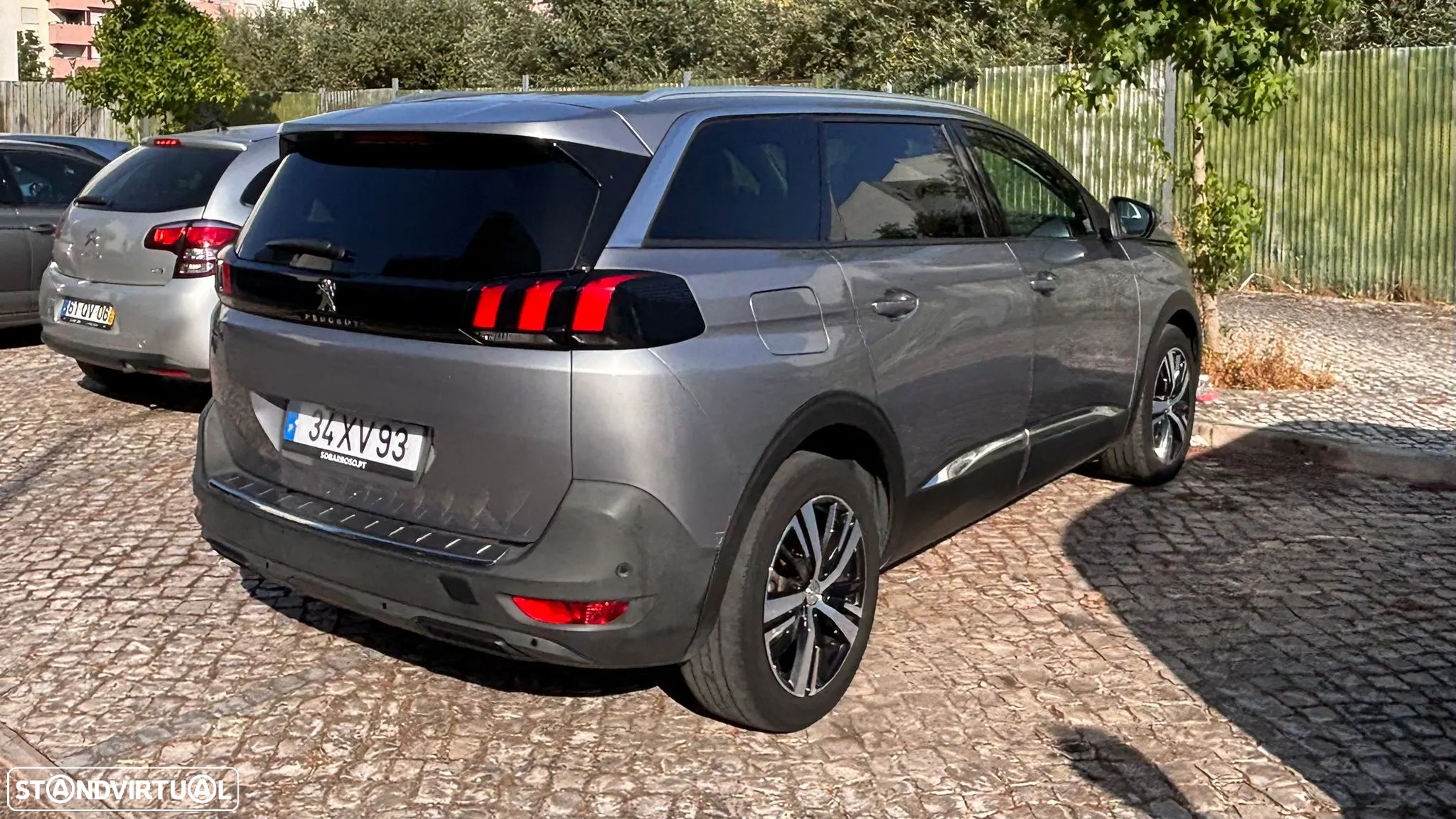Peugeot 5008 1.5 BlueHDi Allure EAT8 - 3