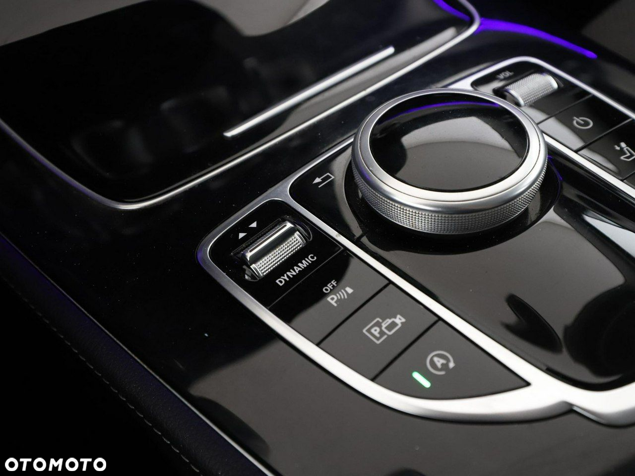 Mercedes-Benz Klasa E 220 d Avantgarde - 32