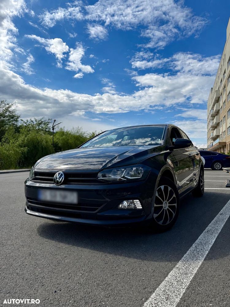 Volkswagen Polo - 1