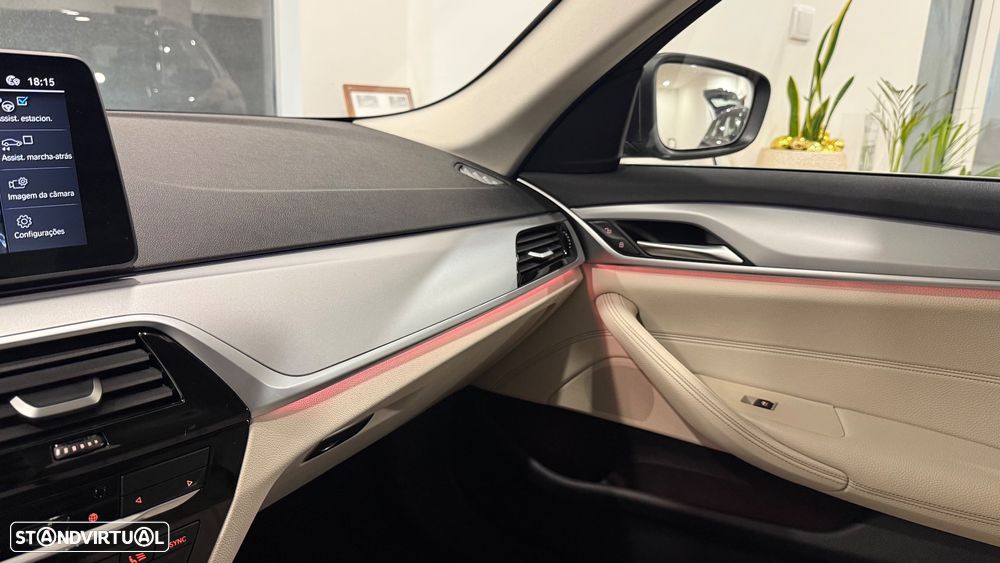 BMW 520 e Touring Aut. Luxury Line - 20