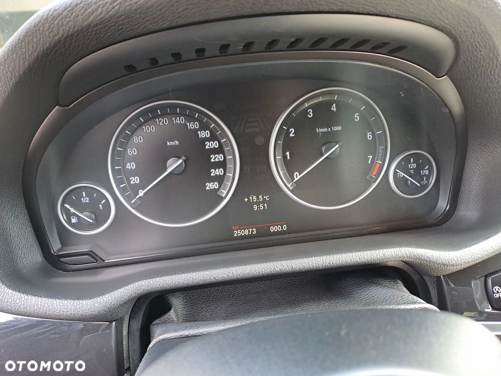 BMW X3 xDrive28i - 10