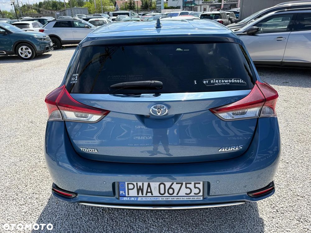 Toyota Auris 1.6 Premium Comfort - 7