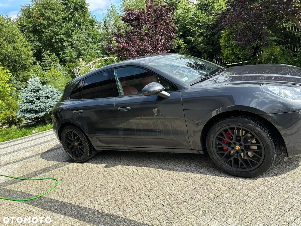 Porsche Macan GTS - 1