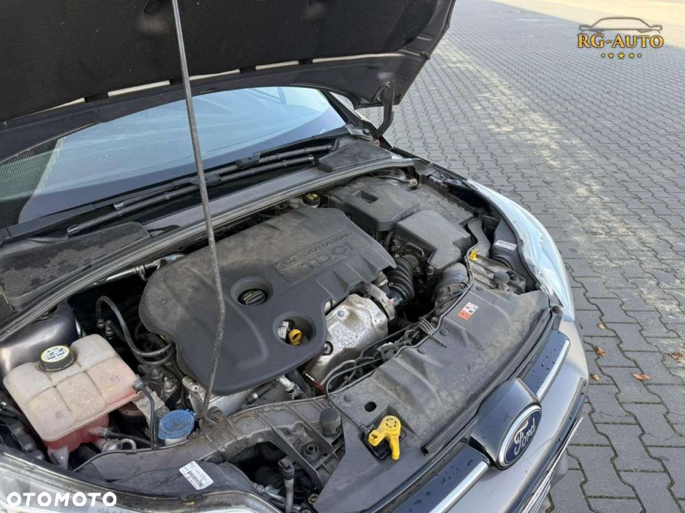 Ford Focus - 22