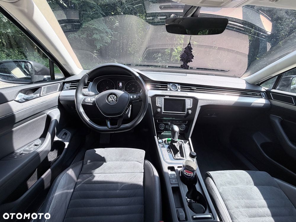 Volkswagen Passat 2.0 TDI BMT Highline DSG - 25