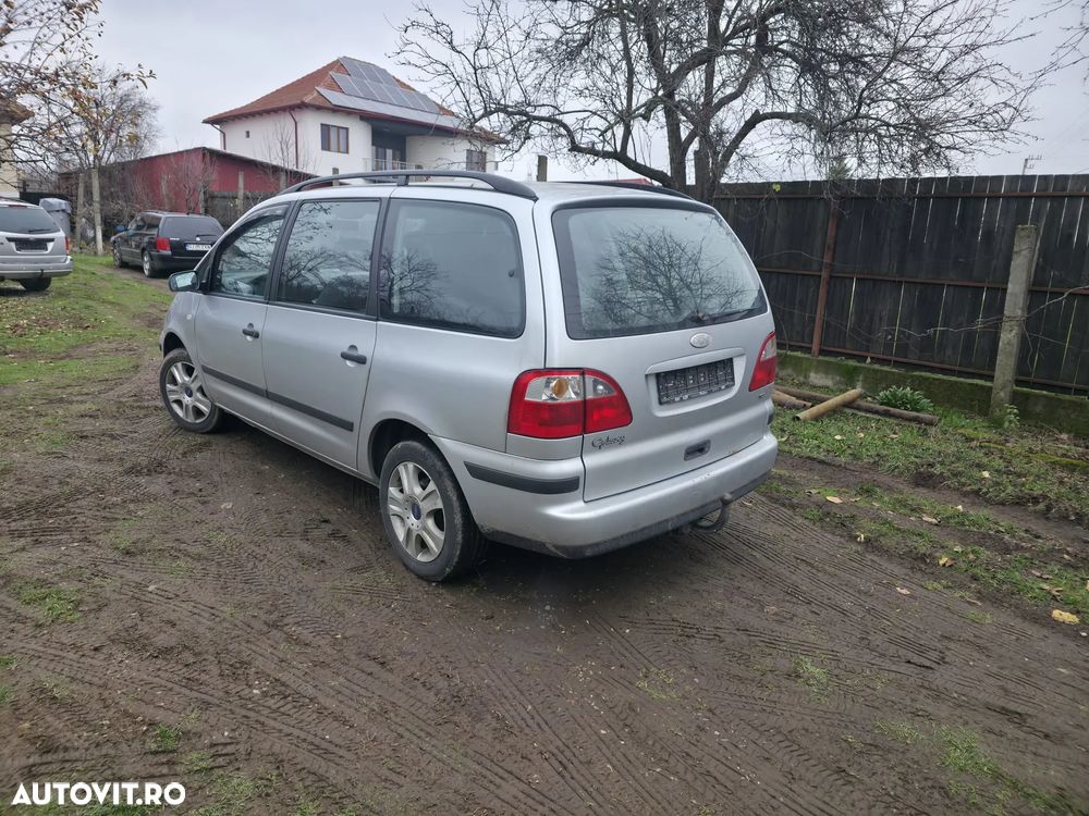 Ford Galaxy - 7