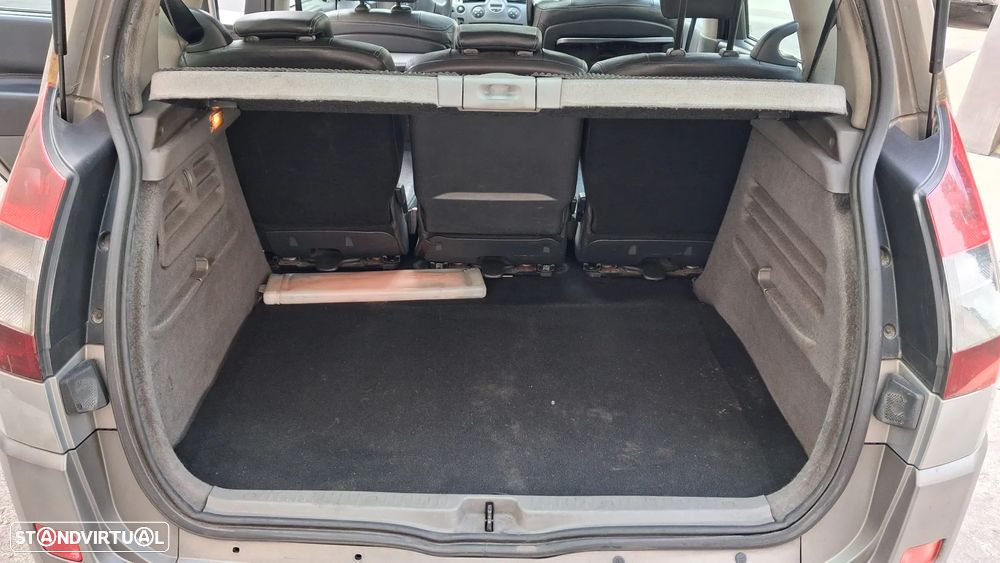 Renault Scénic 1.5 dCi Confort Privilége - 12