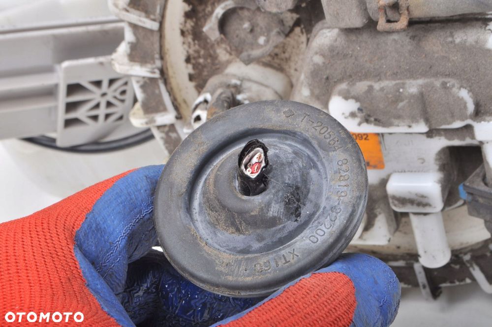 LEXUS CT 200h 1.8 16V  POMPA PALIWA 77020-47092 - 5