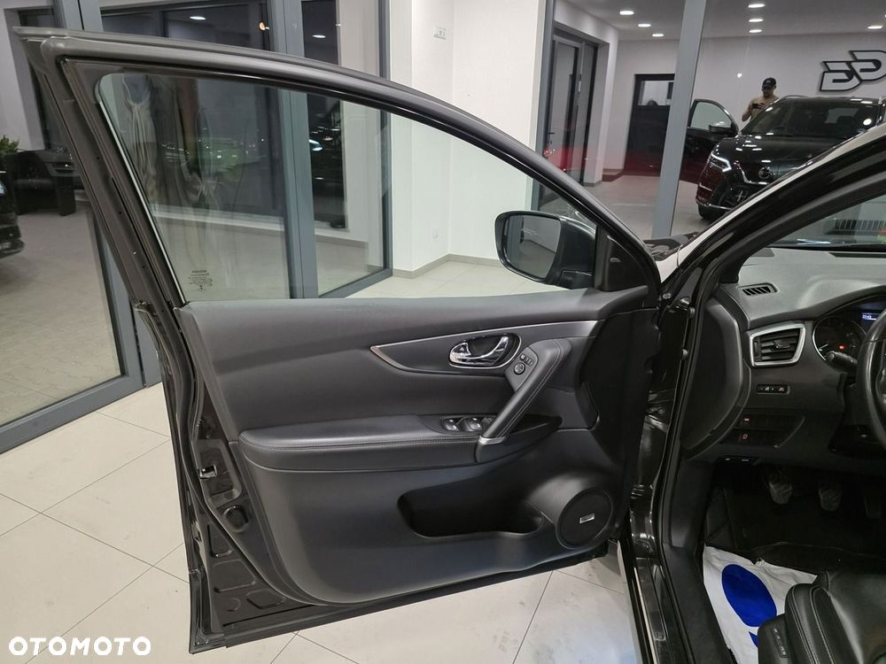 Nissan Qashqai 1.6 DIG-T Tekna+ - 11