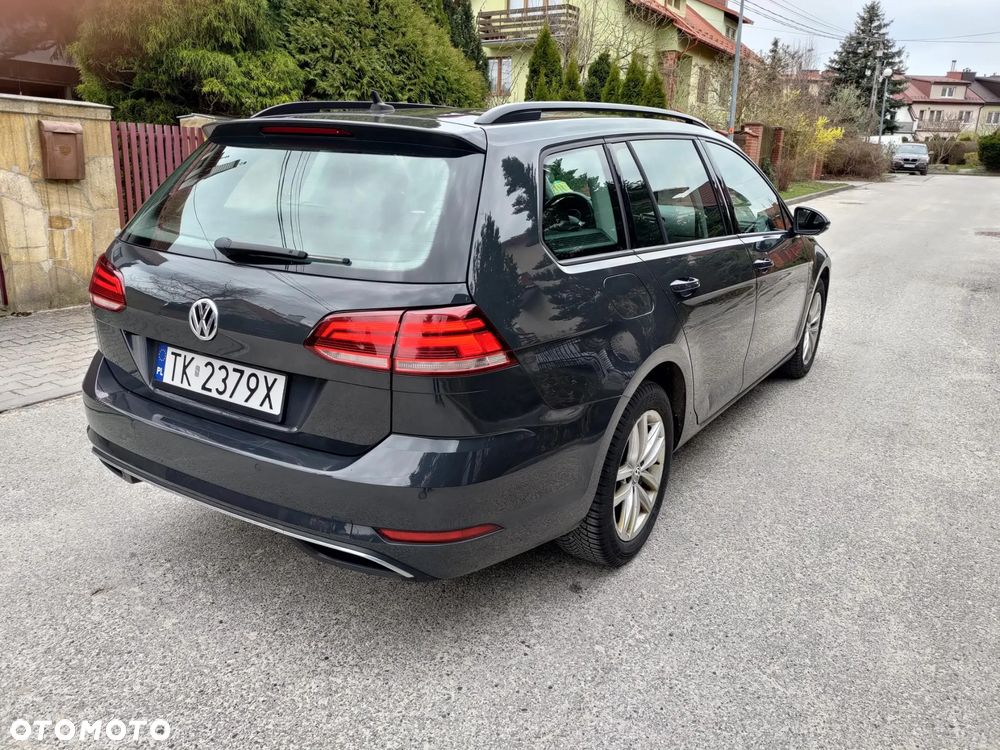Volkswagen Golf 1.6 TDI (BlueMotion Technology) Comfortline - 4