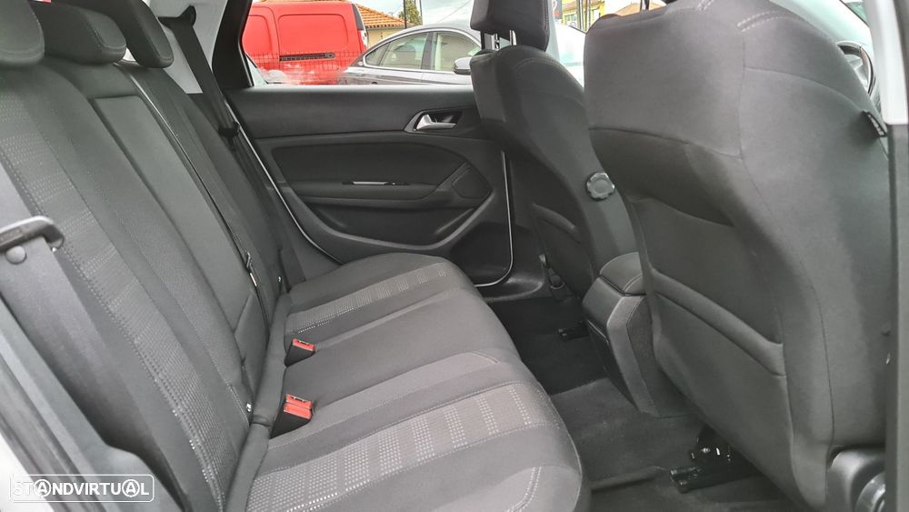 Peugeot 308 SW 1.6 BlueHDi Allure EAT6 - 28