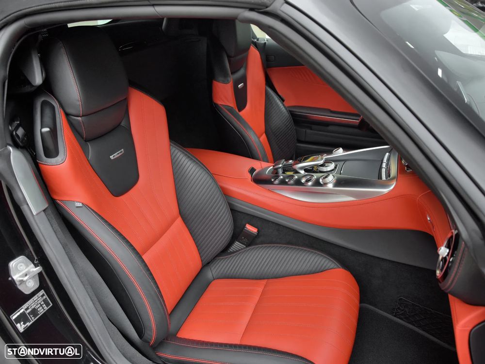 Mercedes-Benz AMG GT Roadster - 12
