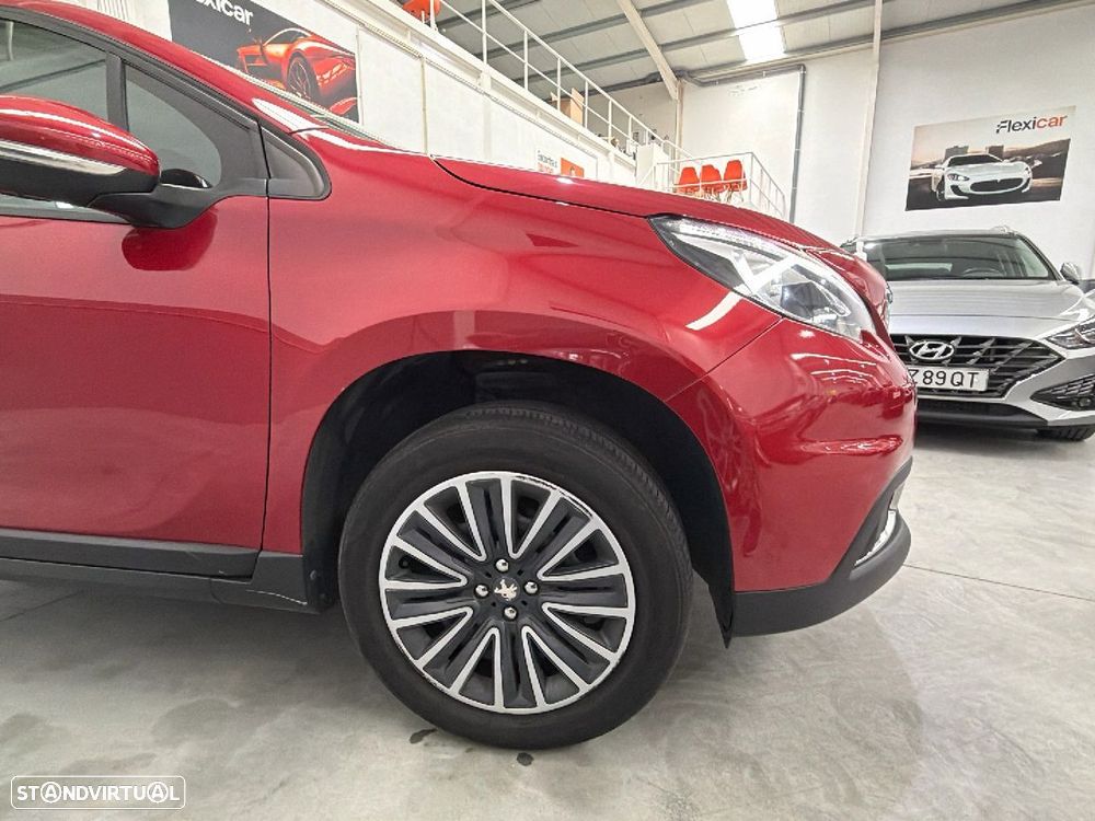 Peugeot 2008 1.2 PureTech Active - 19