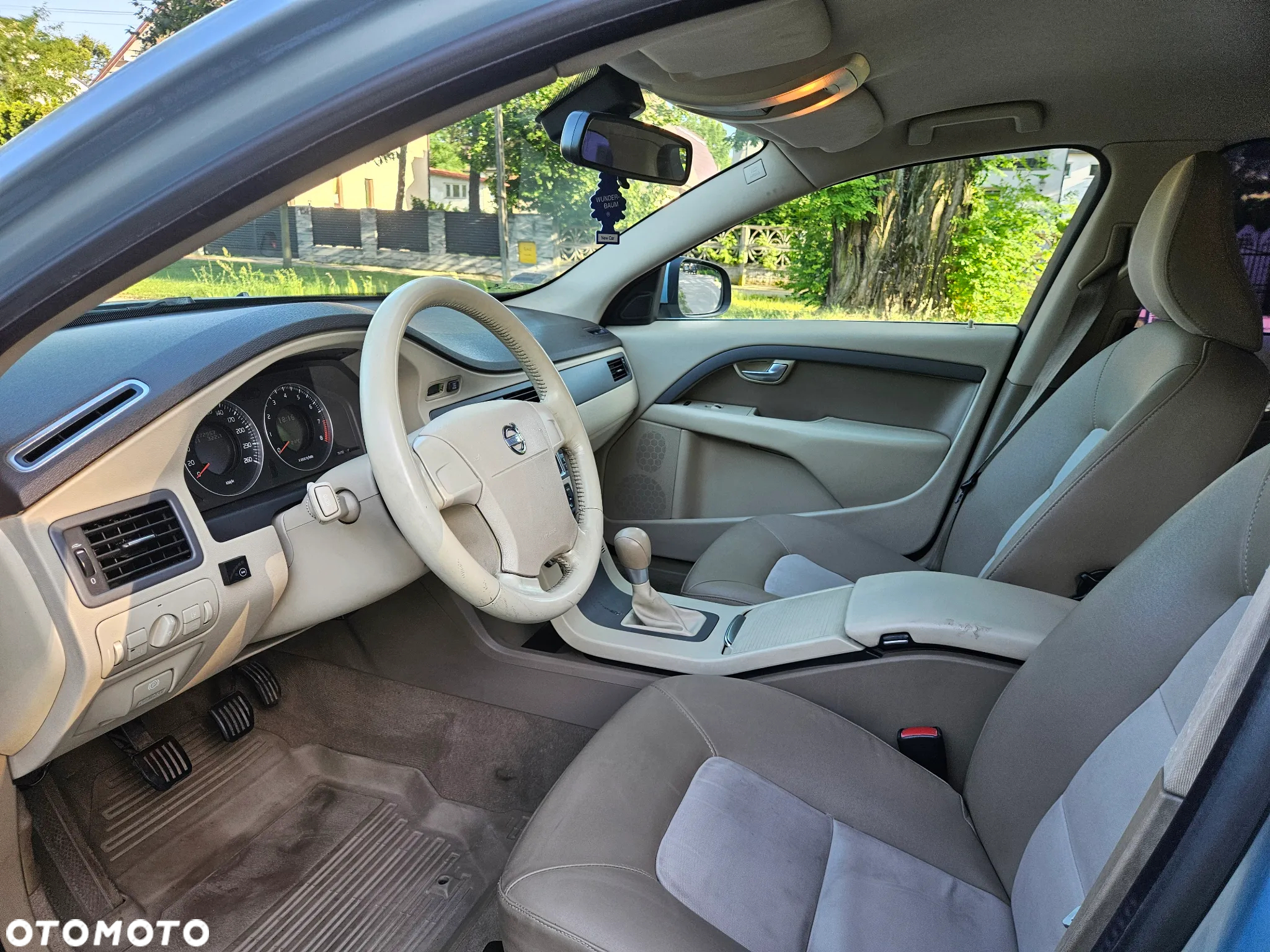 Volvo V70 - 8