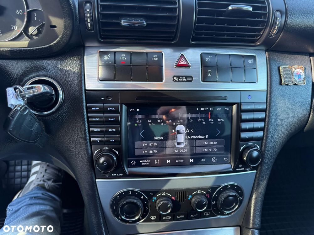 Mercedes-Benz Klasa C 180 Classic - 21