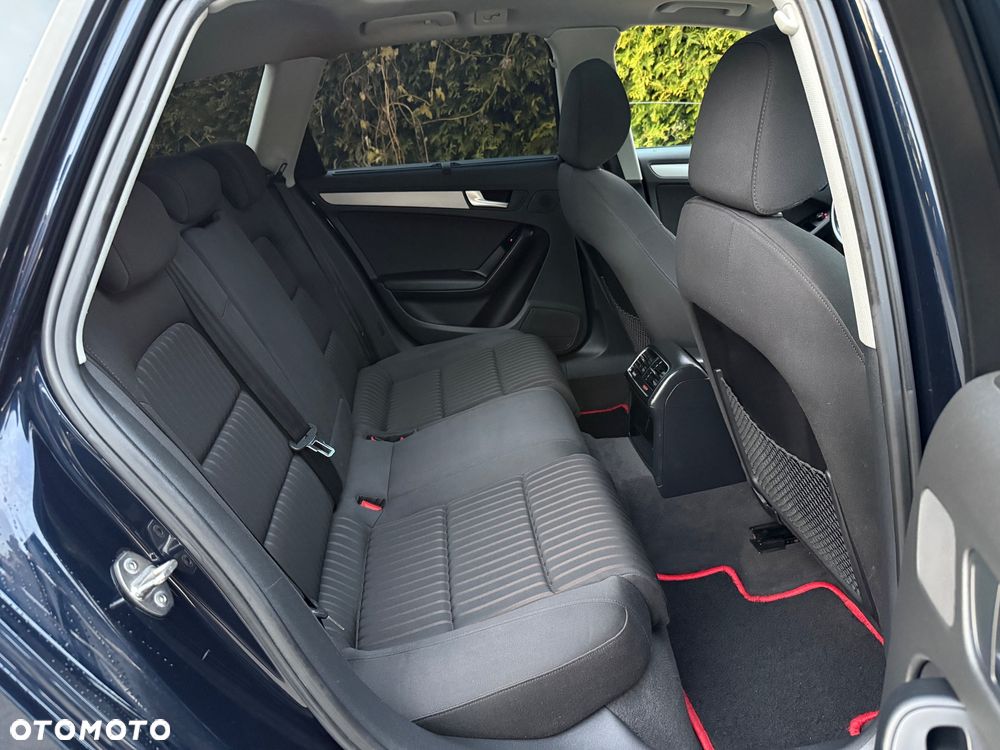 Audi A4 Avant 2.0 TFSI Attraction - 22