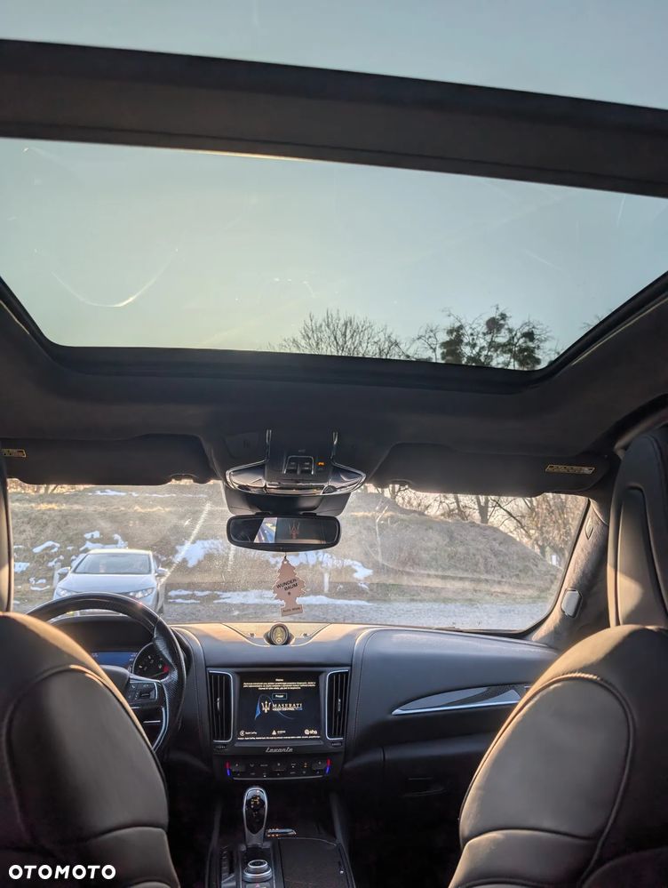 Maserati Levante S Q4 GranSport - 14