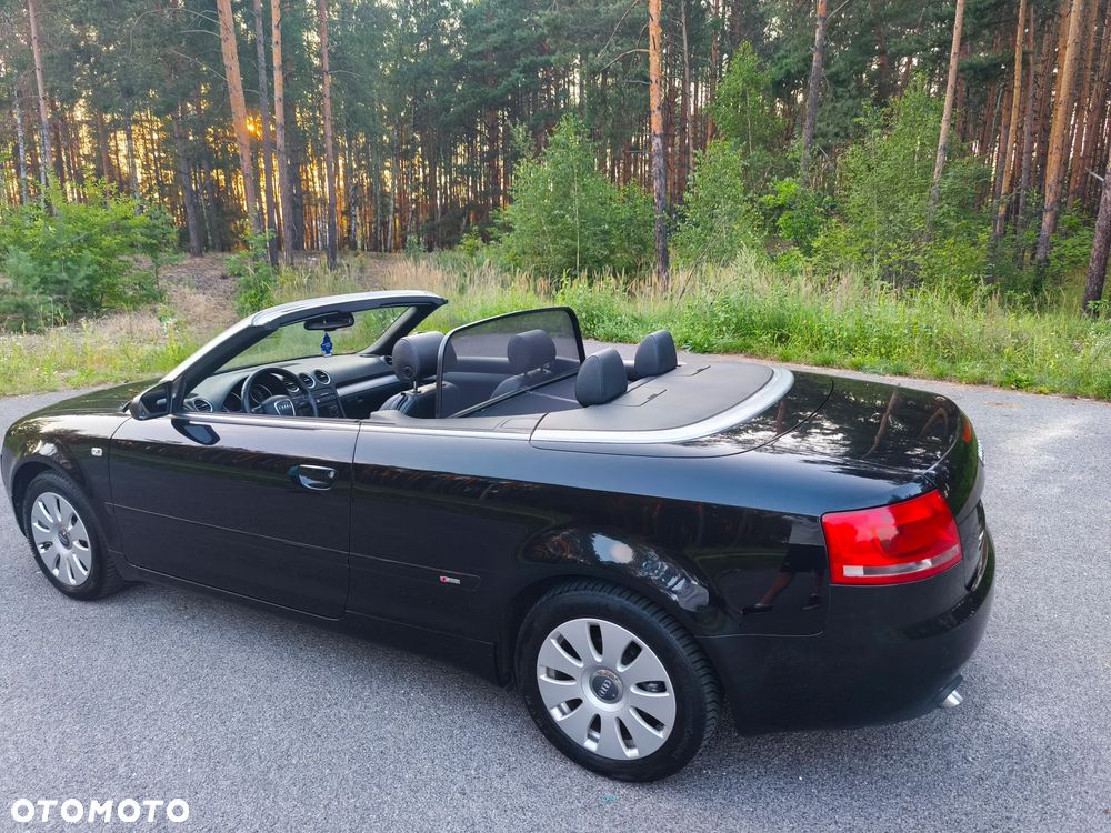 Audi A4 Cabrio 2.0 TDI DPF - 4