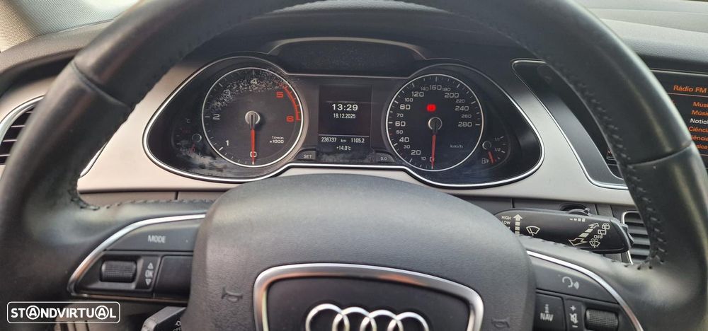 Audi A4 Avant 2.0 TDi - 3