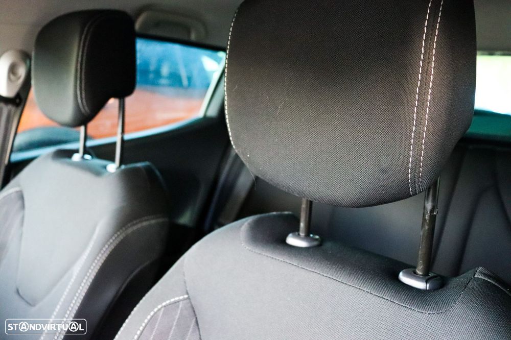 Renault Clio 0.9 TCe Limited - 10