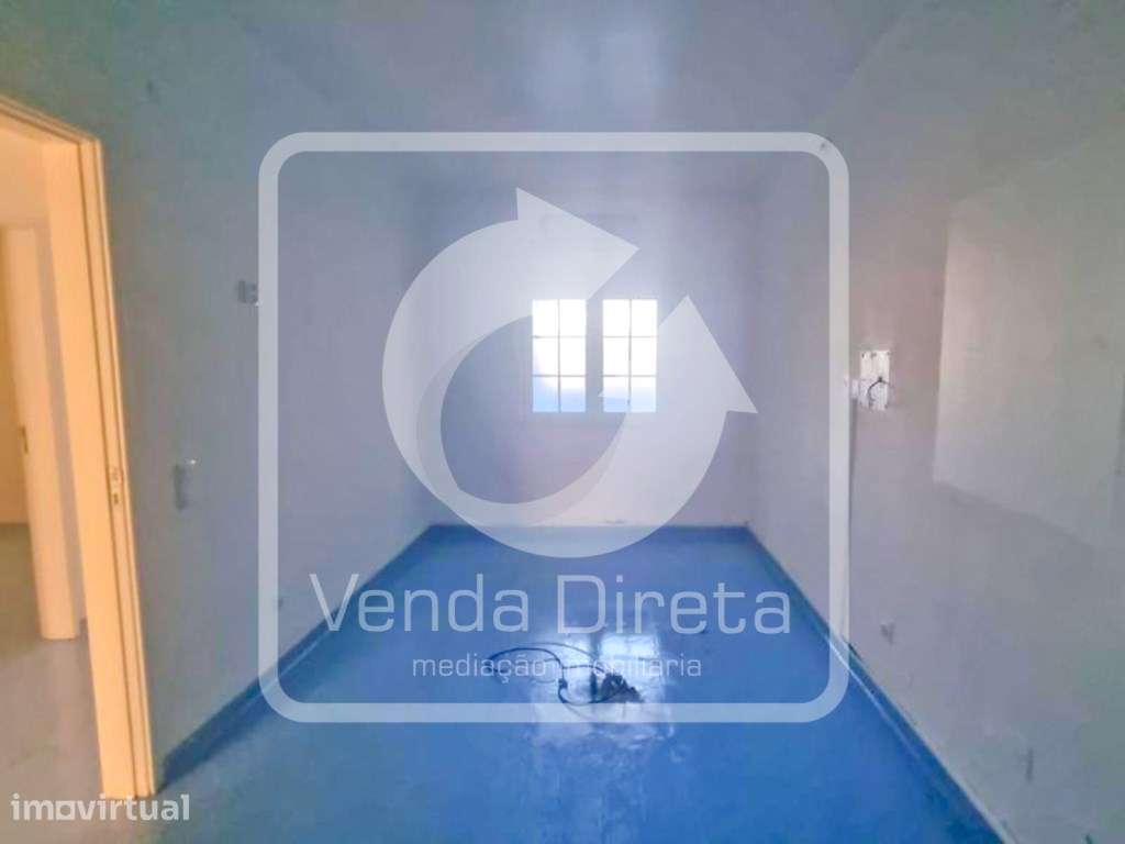 Moradia de 2 Pisos com Elevado Potencial de Reabilitação em Brejos ... - Grande imagem: 4/21