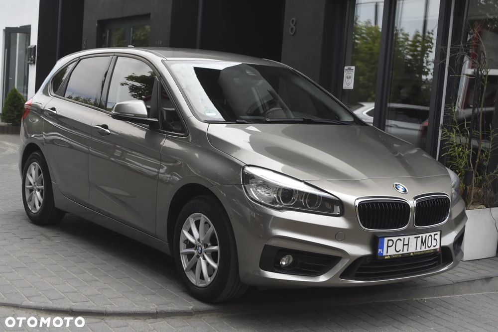 BMW Seria 2 220i Luxury Line - 2