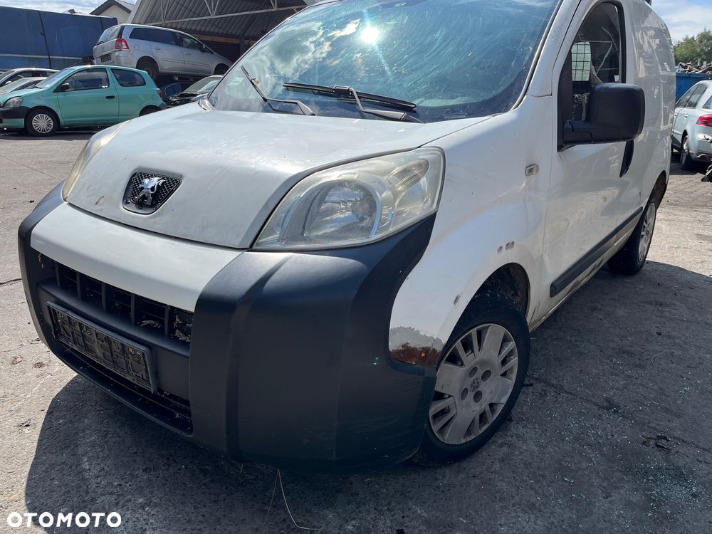Maska Peugeot BIPPER 2008 r. - 2