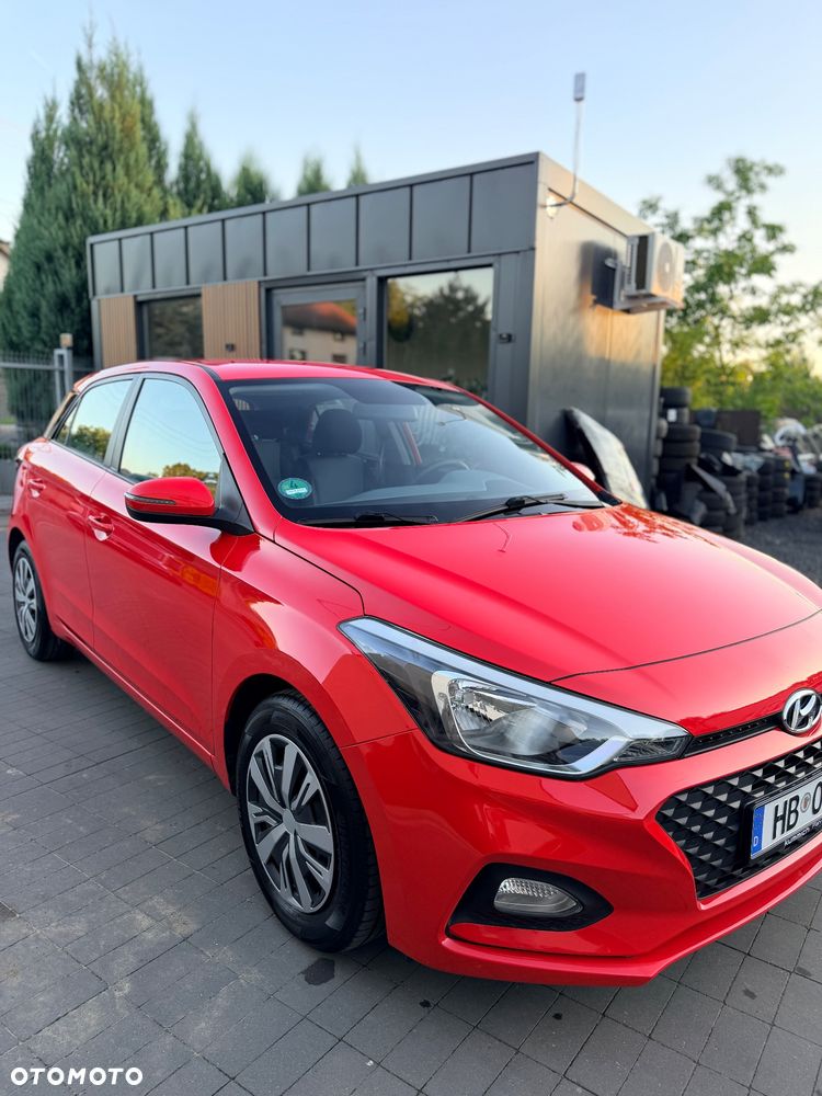 Hyundai i20 1.2 Intro Edition - 17