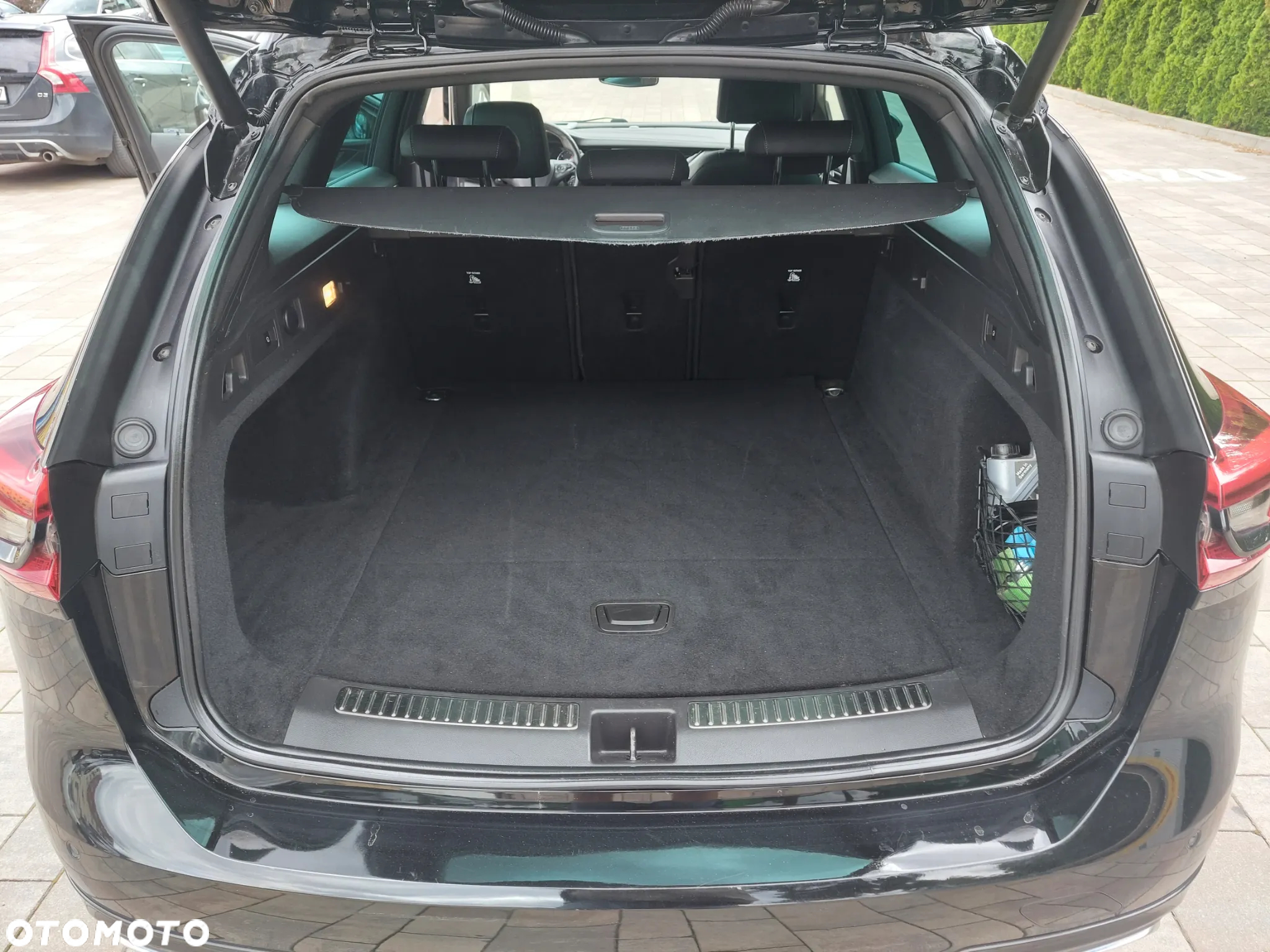 Opel Insignia CT 2.0 CDTI 4x4 Exclusive S&S - 27