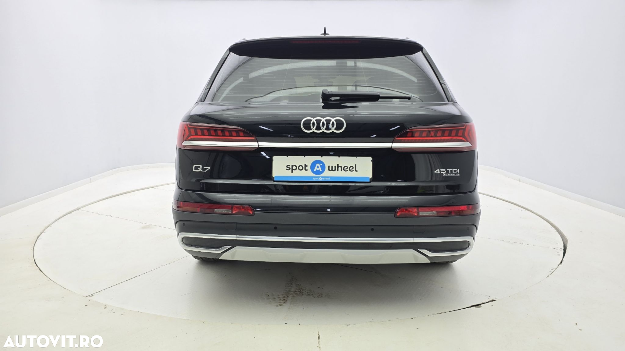 Audi Q7 - 7