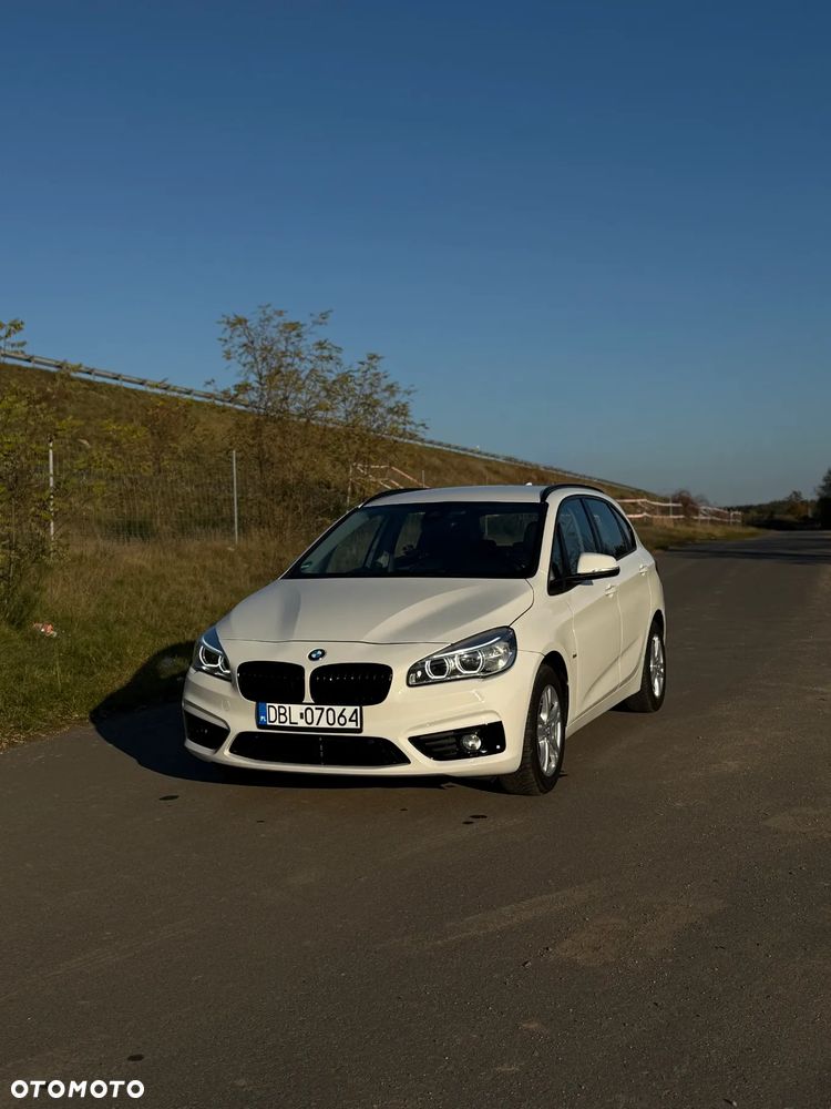 BMW Seria 2 218d - 1