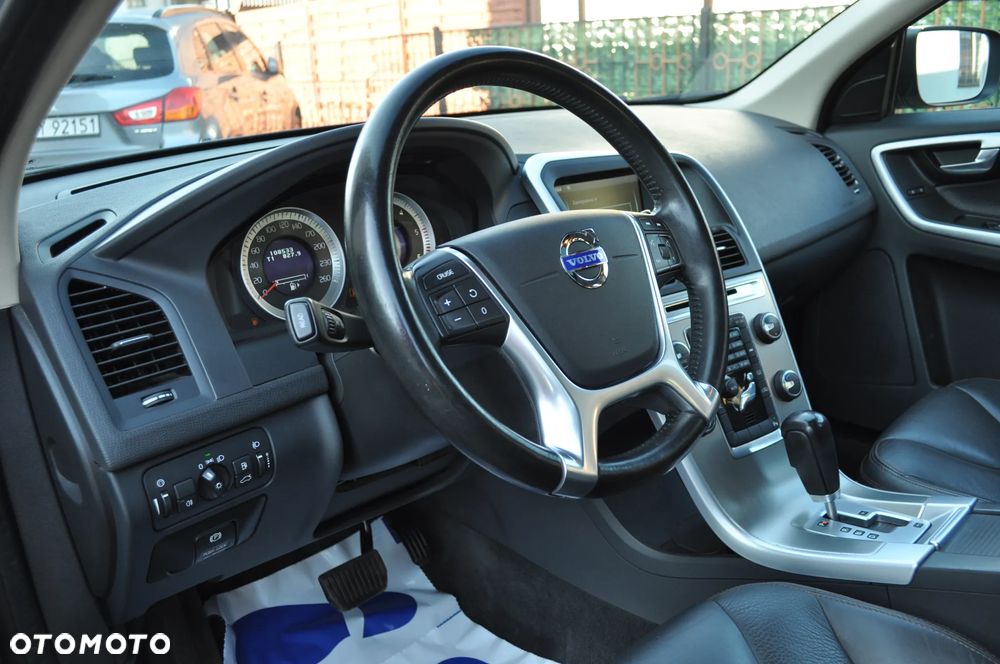 Volvo XC 60 D3 Momentum - 10