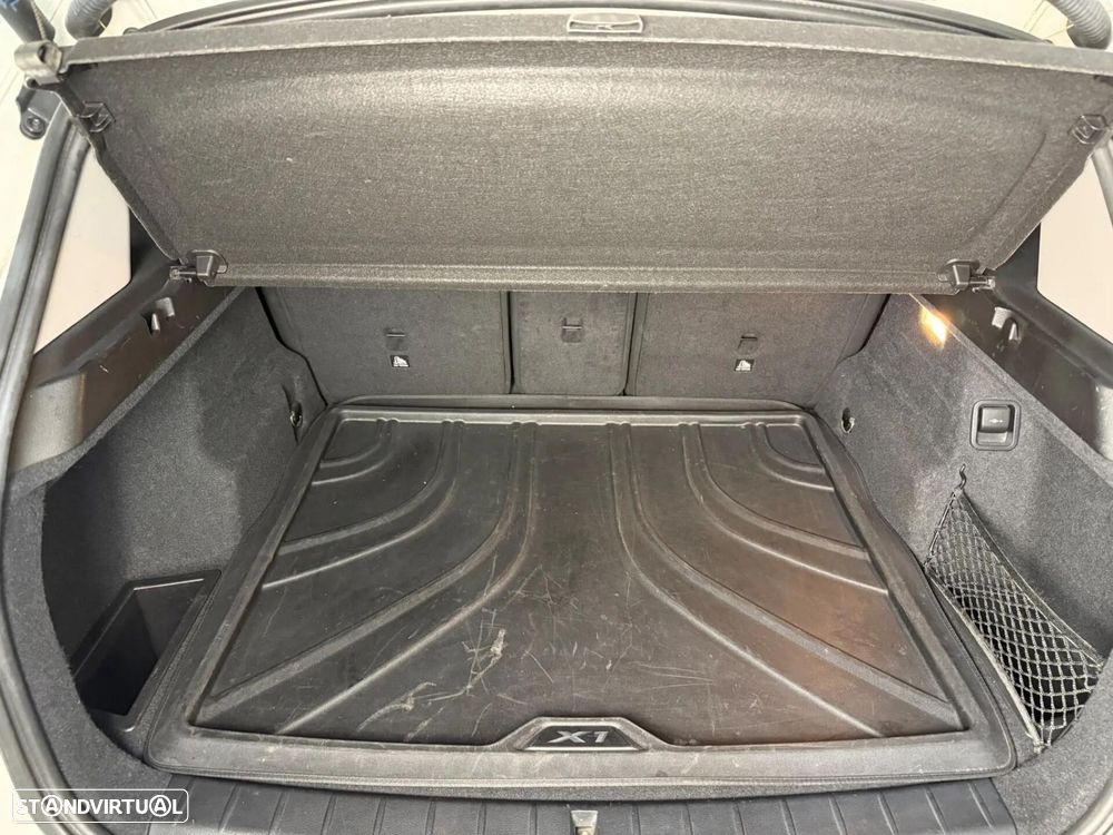 BMW X1 18 d sDrive - 15