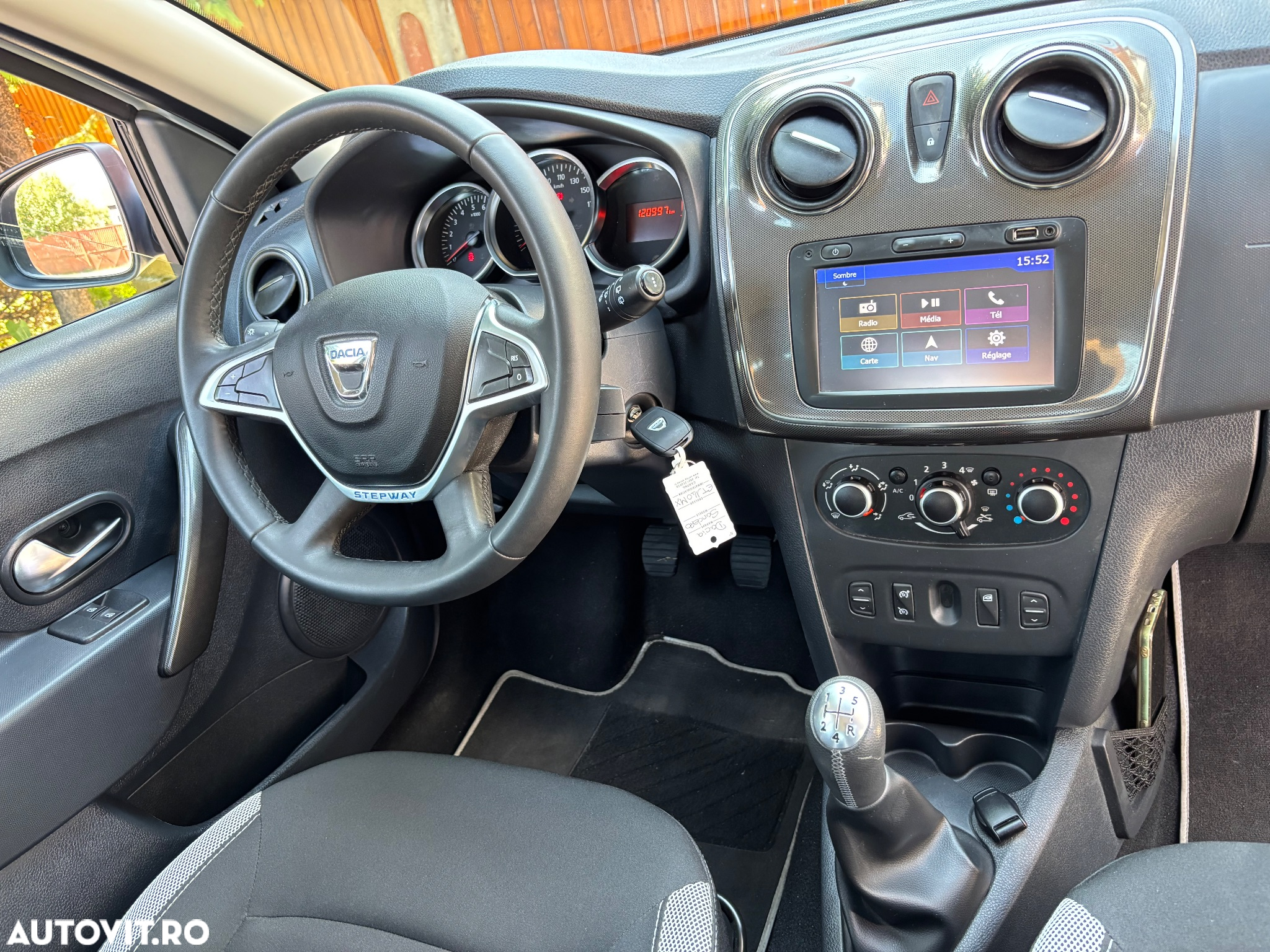 Dacia Sandero Stepway dCi 90 Prestige - 19