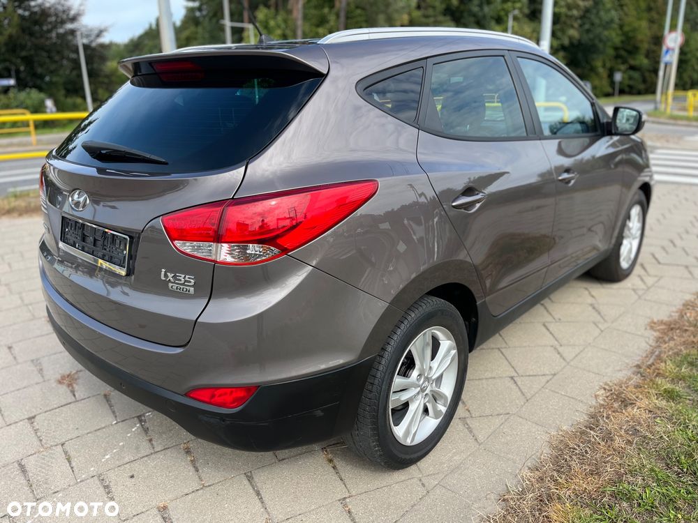 Hyundai ix35 1.7 CRDi 2WD UEFA EURO 2012 Edition - 10