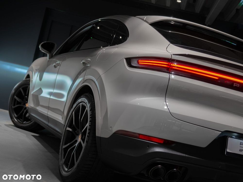 Porsche Cayenne S E-Hybrid PHEV - 13