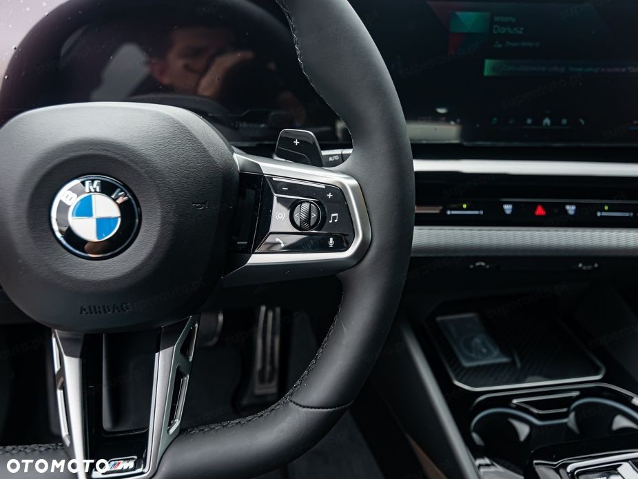 BMW Seria 5 - 25