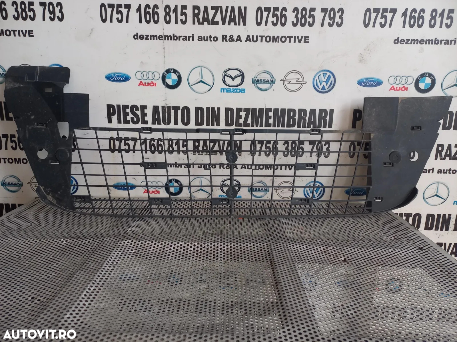Suport Grila Fata Renault Master Opel Movano An 2012-2013-2014-2015-2016-2017 - Dezmembrari Arad - 2