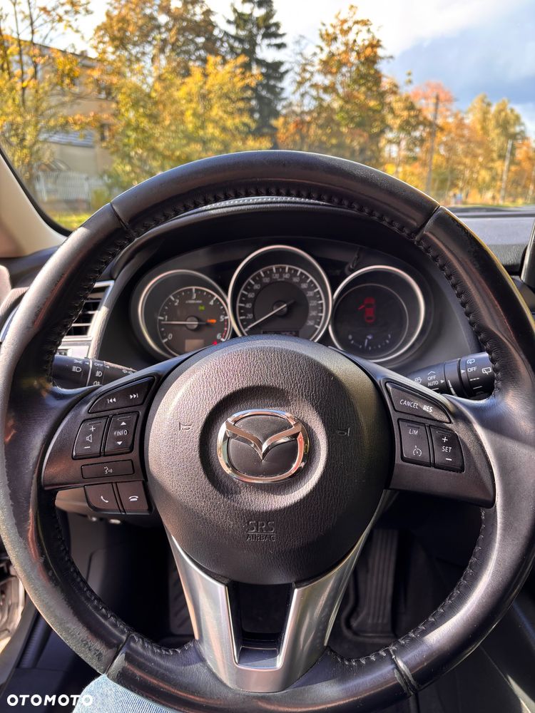 Mazda 6 - 11