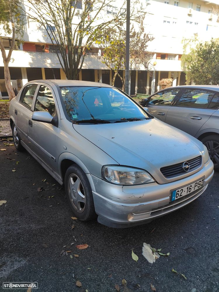 Opel Astra 1.2 Selection - 2