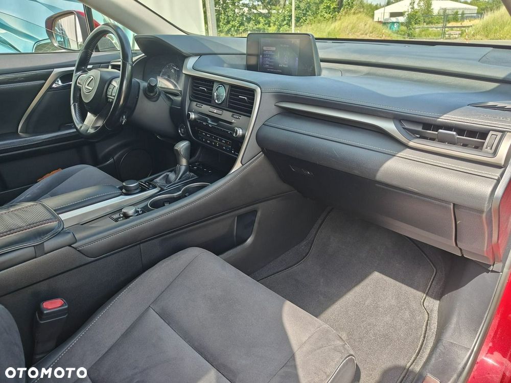 Lexus RX - 15