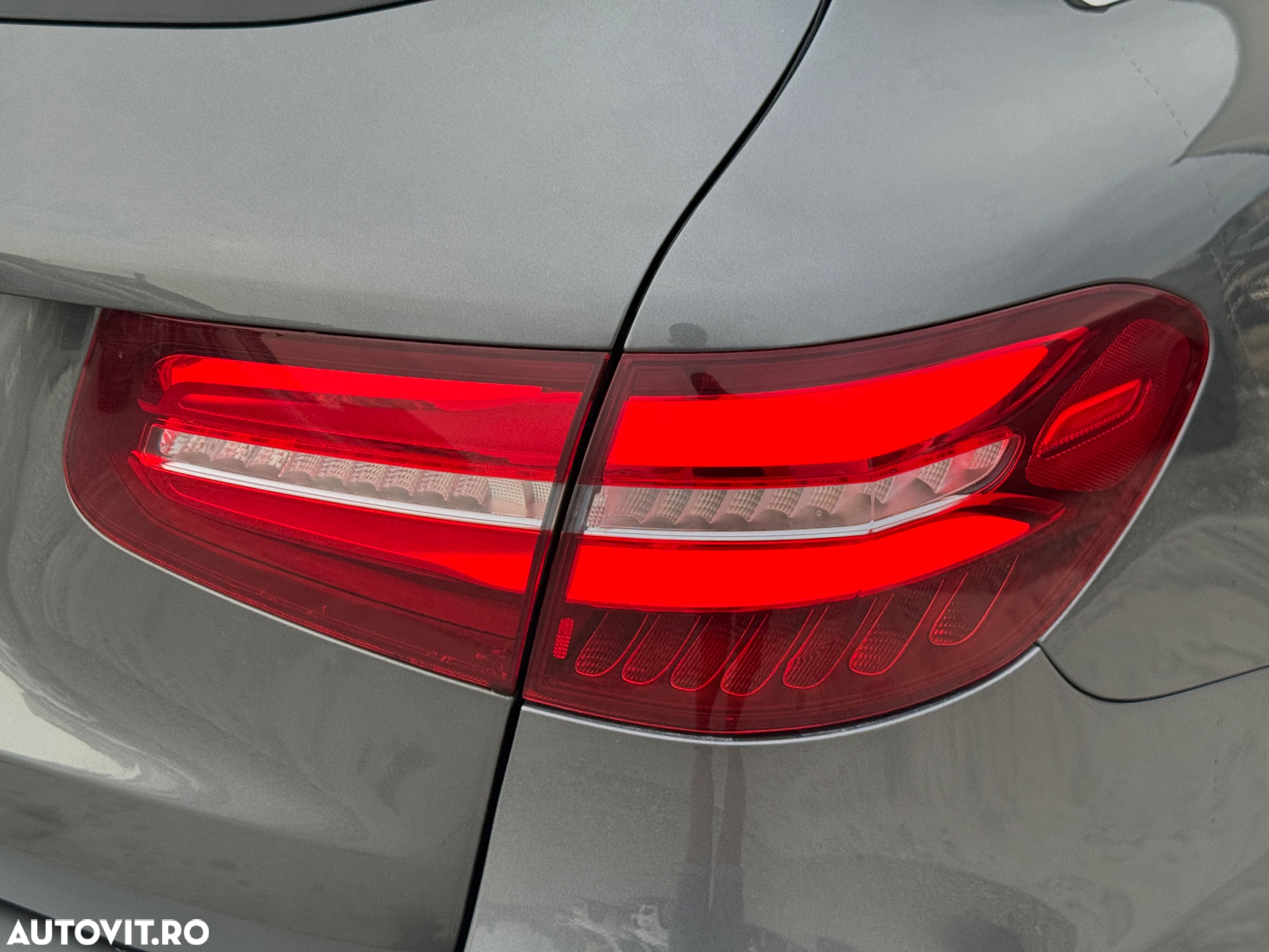 Mercedes-Benz GLC 250 d 4Matic 9G-TRONIC AMG Line - 35