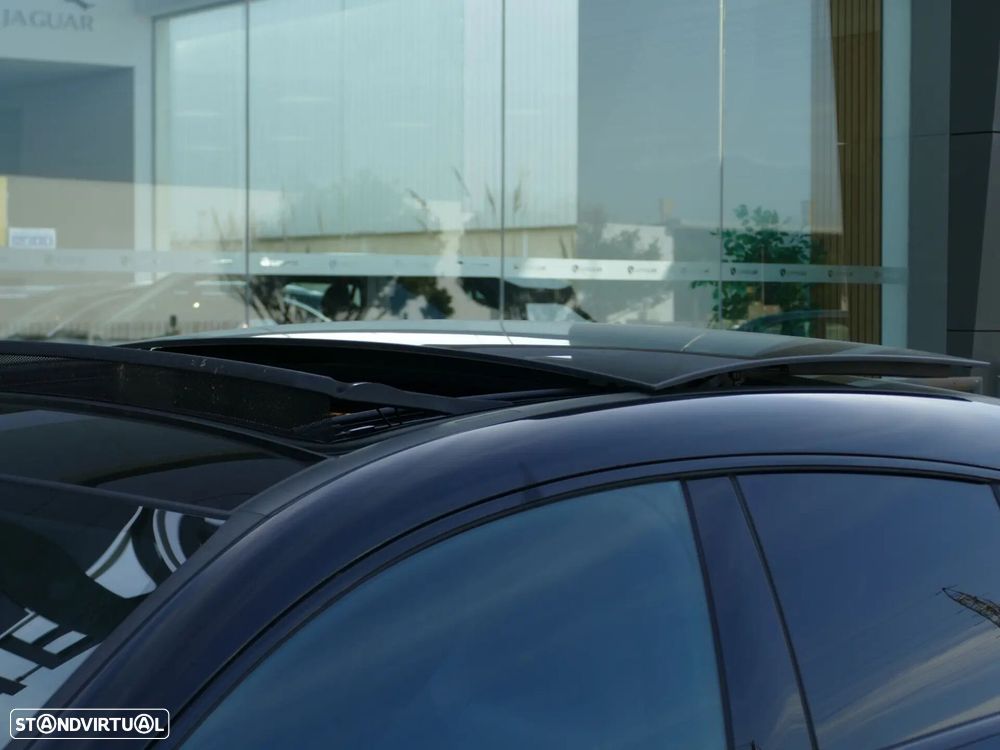 Mercedes-Benz CLA 250 e Shooting Brake AMG Line - 11